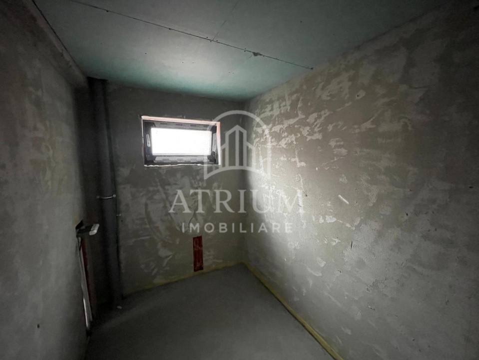 Apartament de vanzare cu 3 camere, in cartierul Zorilor!