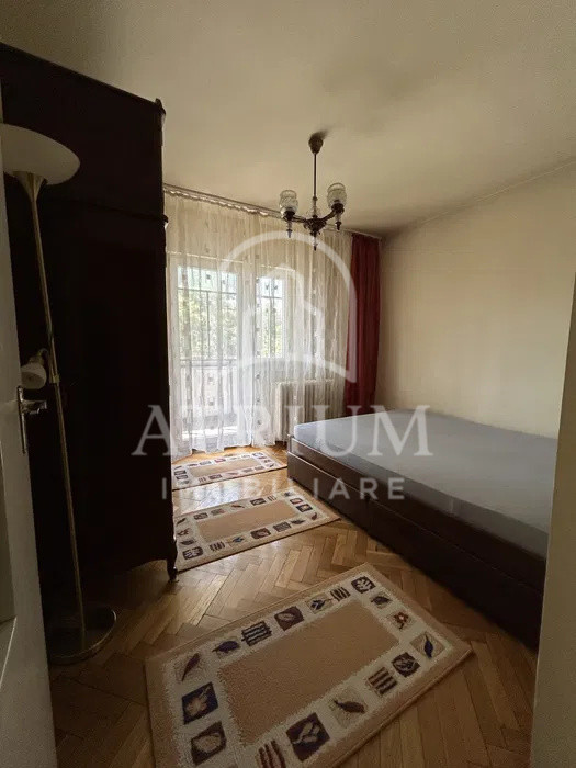  Apartament de inchiriat 3 camere  suprafata 64 mp in Manastur