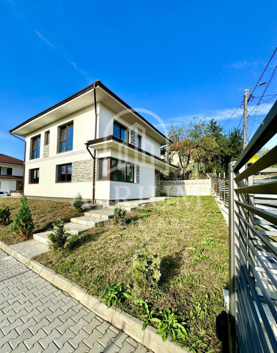 Casa individuala, 150 mp utili cu curte 300 mp, zona Chinteni