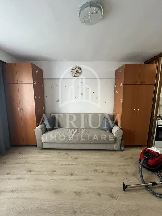 Garsoniera 21 mp situata in Marasti