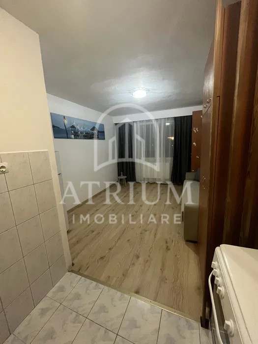 Garsoniera 21 mp situata in Marasti