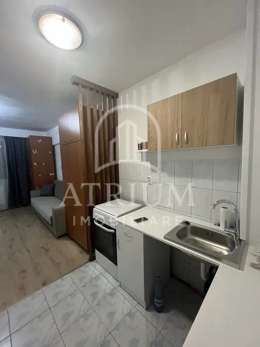 Garsoniera 21 mp situata in Marasti