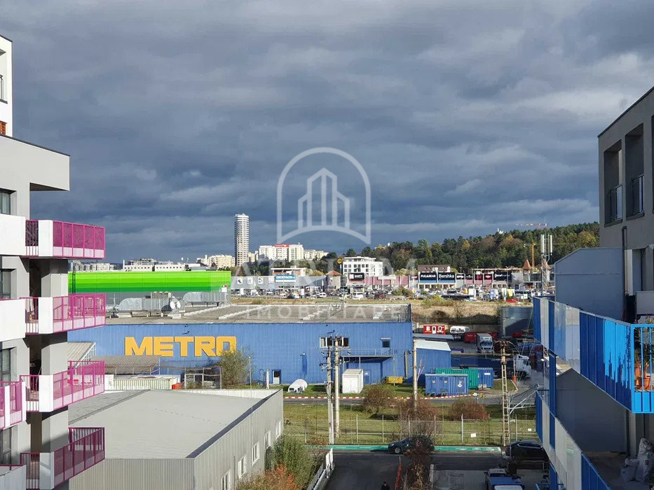 Apartament, 2 camere, zona Vivo