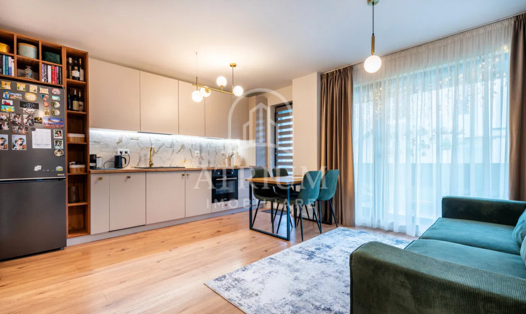 Apartament 3 camere, zona Vivo