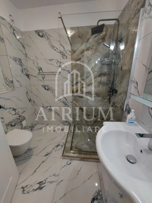 Apartament 3 camere, 60 mp, balcon, zona Eroilor