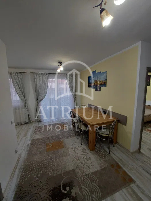 De închiriat apartament 3 camere – Florești