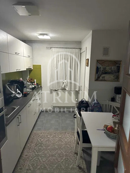 Închiriere apartament decomandat cu 3 camere – Zorilor, aproape de UMF