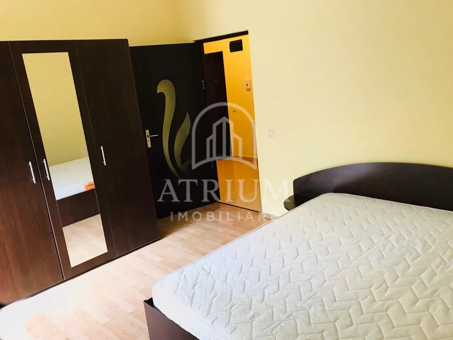 Apartament cu 1 cameră, 40 mp utili cu 8 mp balcon, zona Zorilor