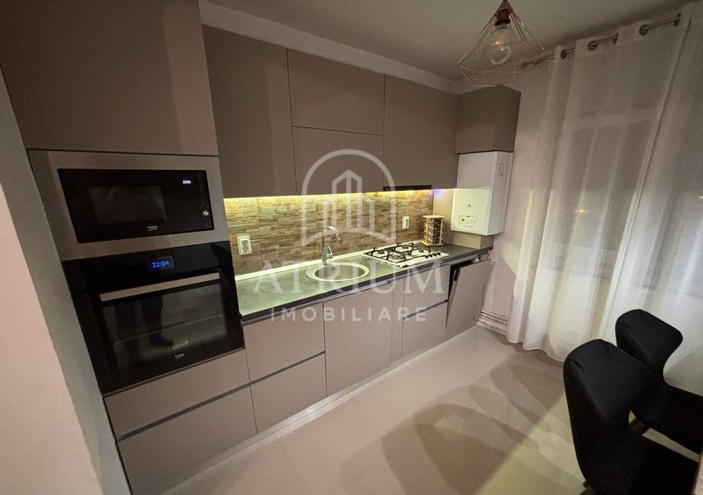 Apartament 3 camere la cheie, 58 mp cu 2 balcoane 11 mp, zona Manastur