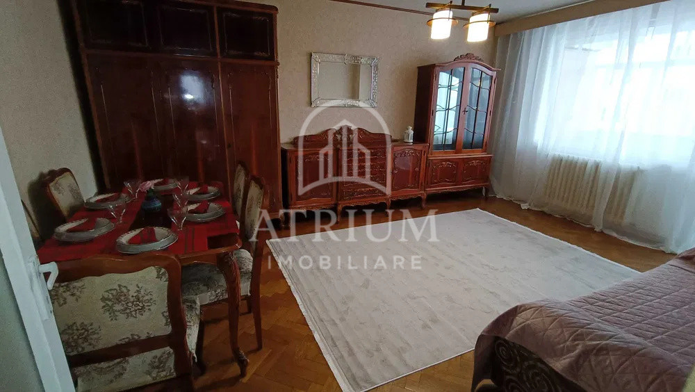 Apartament 3 camere de închiriat, zona  Mănăștur