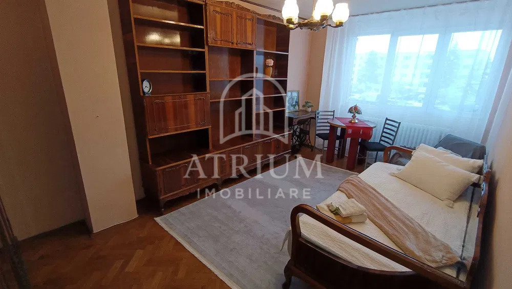 Apartament 3 camere de închiriat, zona  Mănăștur