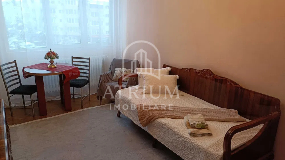 Apartament 3 camere de închiriat, zona  Mănăștur