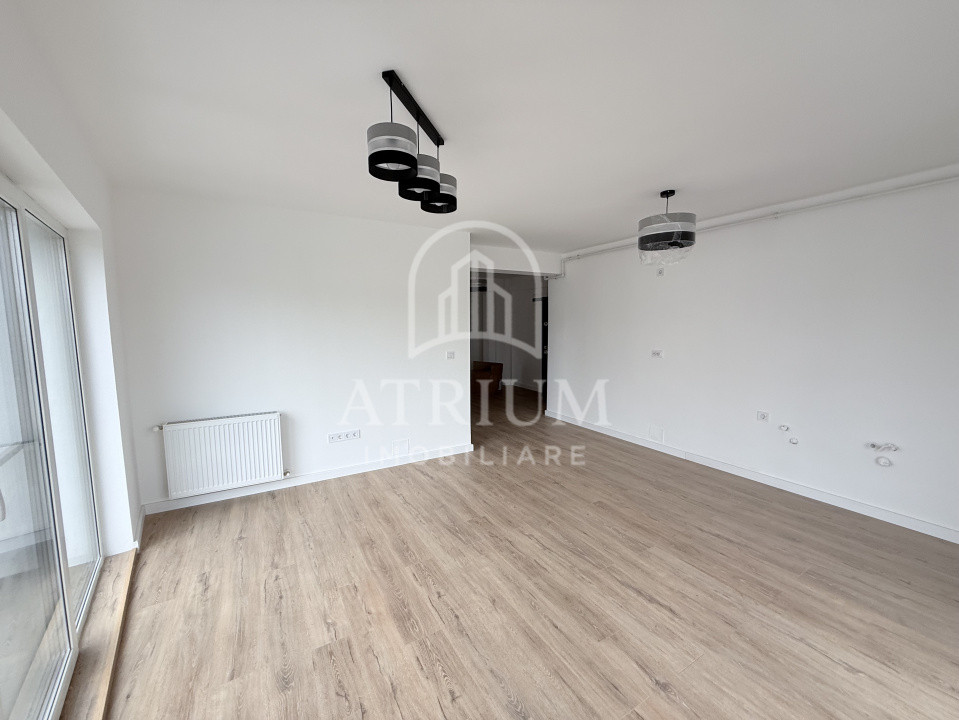 Apartament 4 camere finisat, 93,3 mp utili cu 8,6 mp balcon, zona Calea Baciului