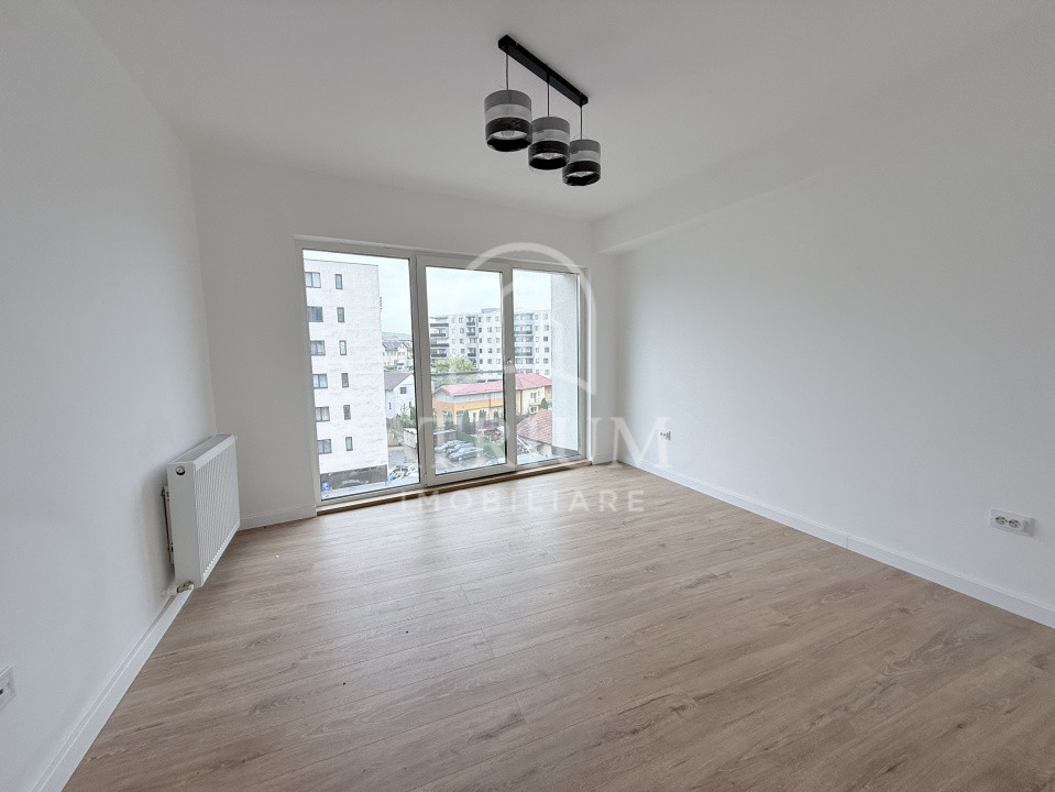 Apartament 4 camere finisat, 93,3 mp utili cu 8,6 mp balcon, zona Calea Baciului