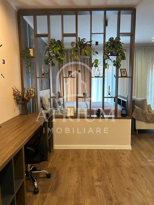 Apartament cu o cameră de închiriat, Zorior