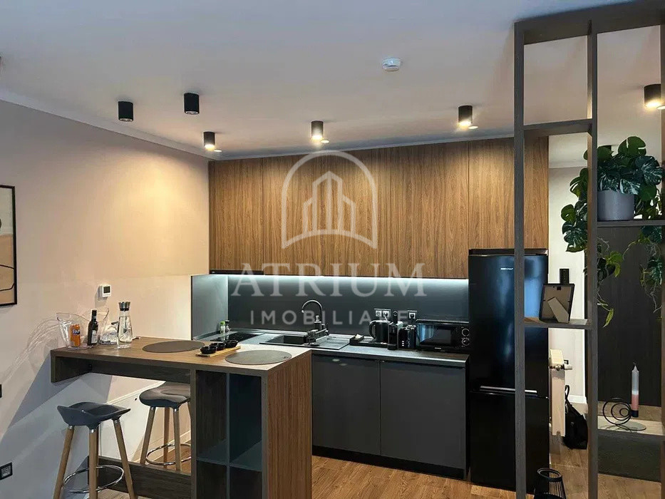 Apartament cu o cameră de închiriat, Zorior