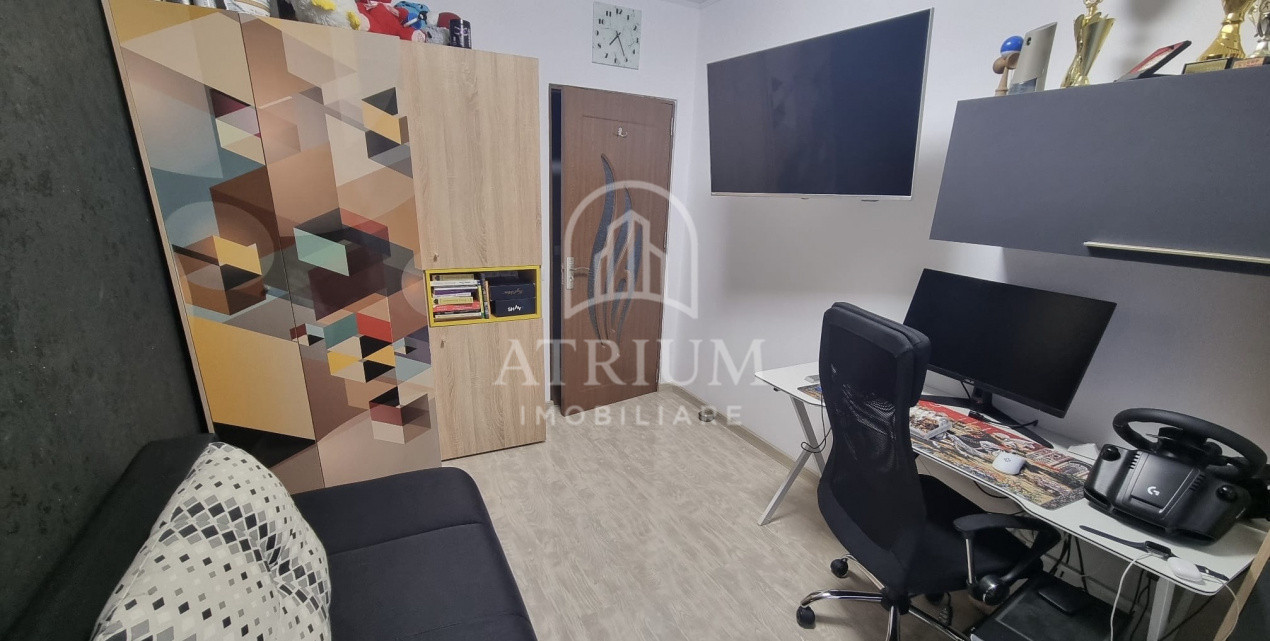 Apartament cu 3 camere decomandate , Bucium
