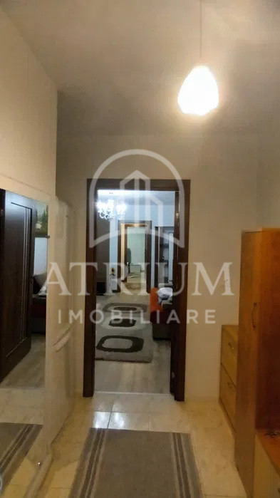 Apartament 2 camere, 50 mp, balcon, zona Andrei Mureșan
