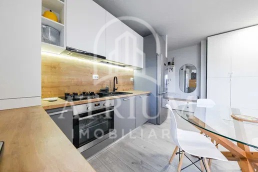Apartament ultrafinisat, 2 camere, Floresti