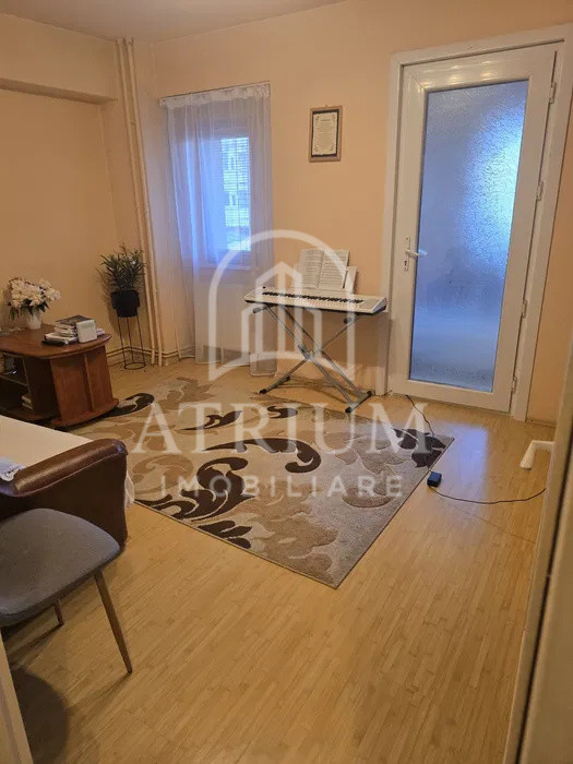 Apartment 2 camere, 35 mp, balcon 4mp, zona cinema Dacia