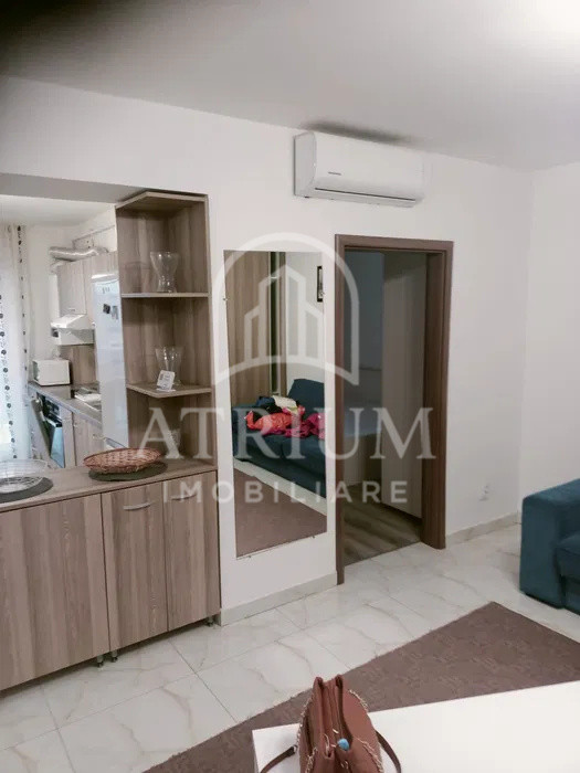 Apartment 3 camere, 70mp+balcon 10 mp, zona Marasti