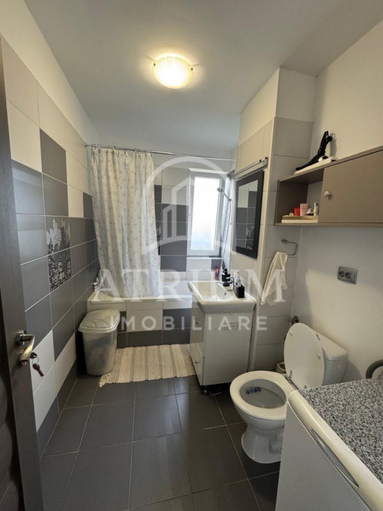 Apartment 2 camere, balcon, parcare, zona Gheorghei