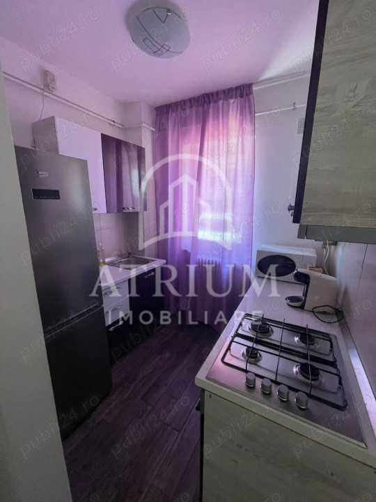 Apartament 2 camere, semidecomandat, 50mp + 2logii, parcare, zona Buna ziua