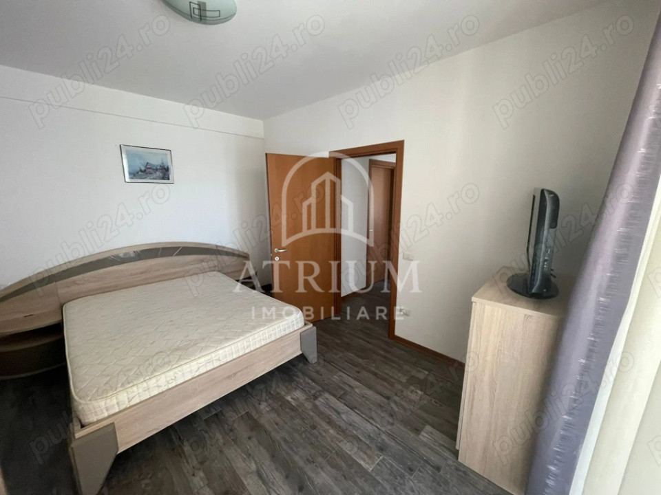 Apartament 2 camere, semidecomandat, 50mp + 2logii, parcare, zona Buna ziua