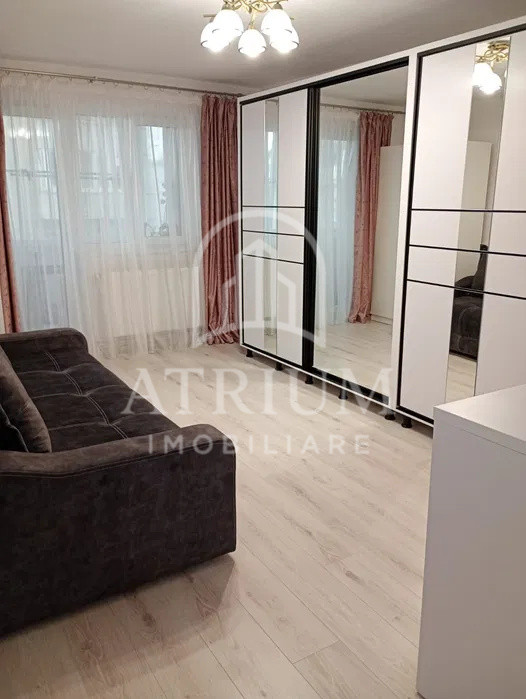 Apartament 3 camere, decomandat, 64mp, 2 balcoane, zona Manastur