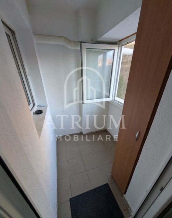 Apartament cu o camera, cu garaj subteran, Calea Turzii