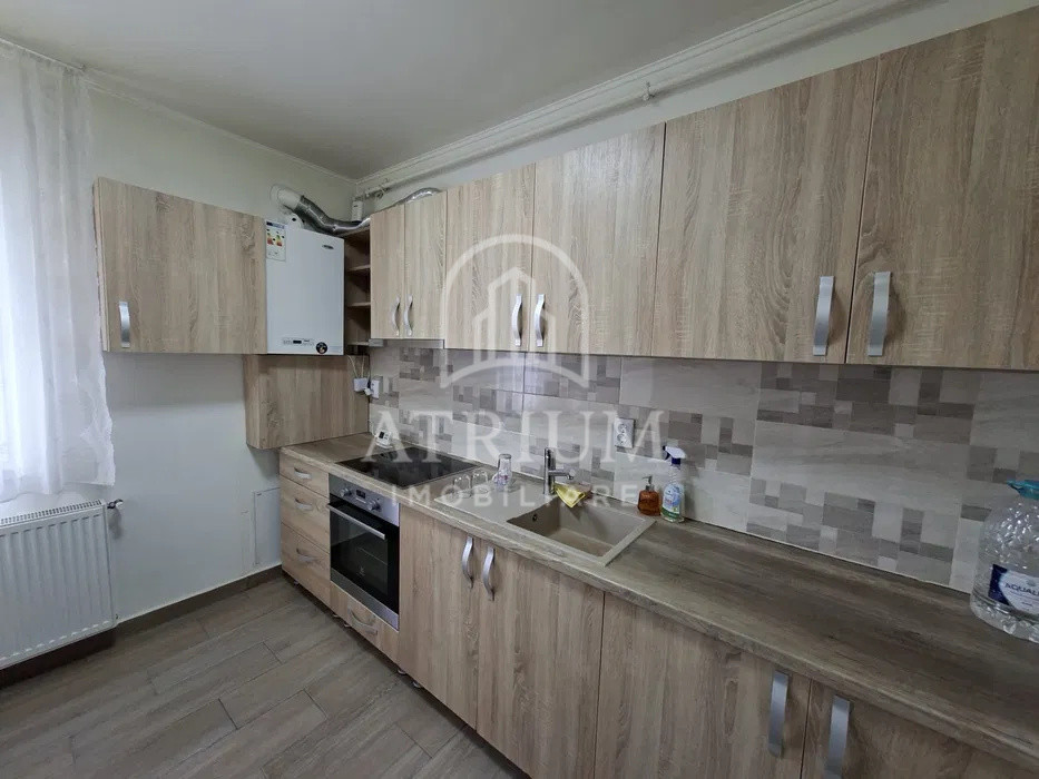 Apartament 2 camere, semidecomandat, 56mp, parcare, zona Abator