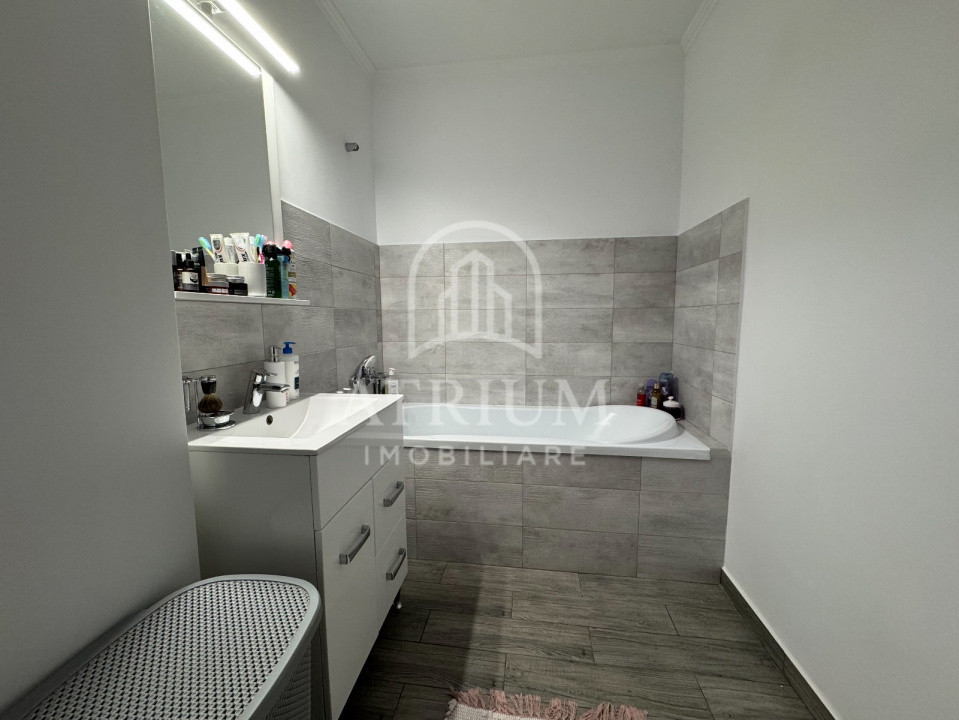 Apartament 2 camere la cheie, 48 mp cu 20 mp terasa, zona Vivo