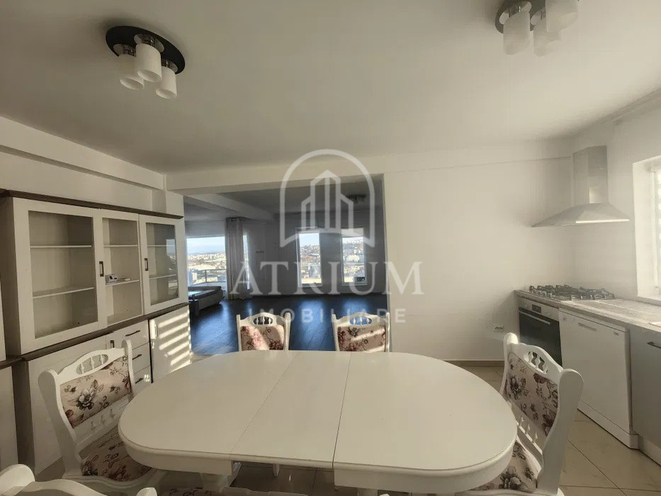Penthouse cu 4 camere, de inchiriat, Grigorescu