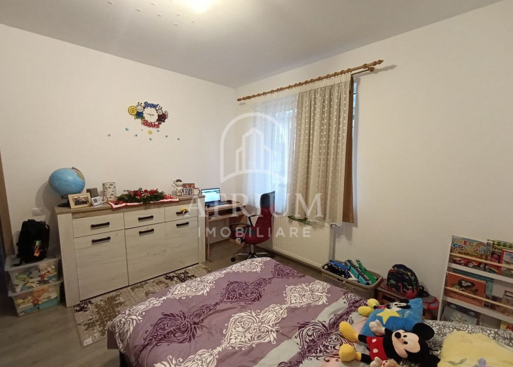Apartament cu 3 camere, Floresti, zona Terra 