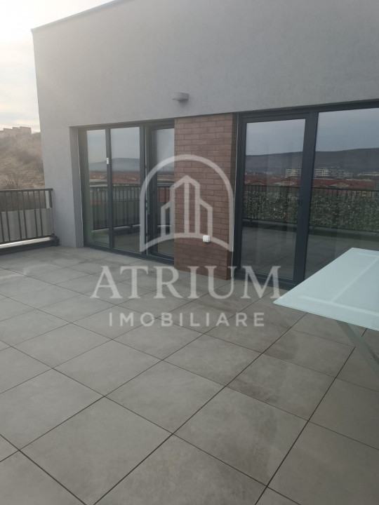 Apartament 2 camere, semidecomandate, 60mp, terasa 38mp, parcare, zona Teilor