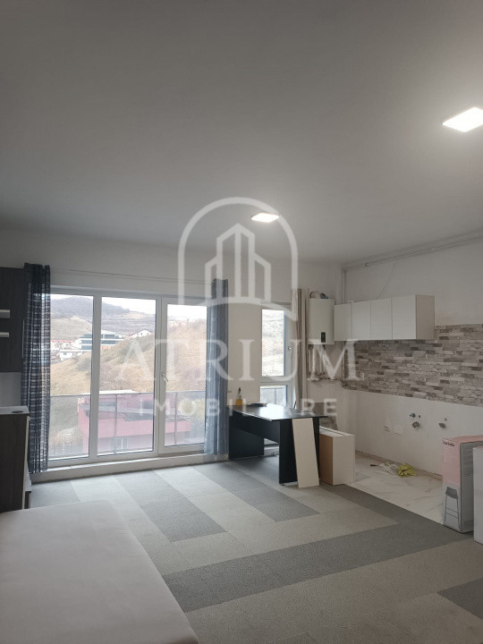 Apartament 2 camere, semidecomandate, 63mp, terasa 18mp, parcare, zona Teilor