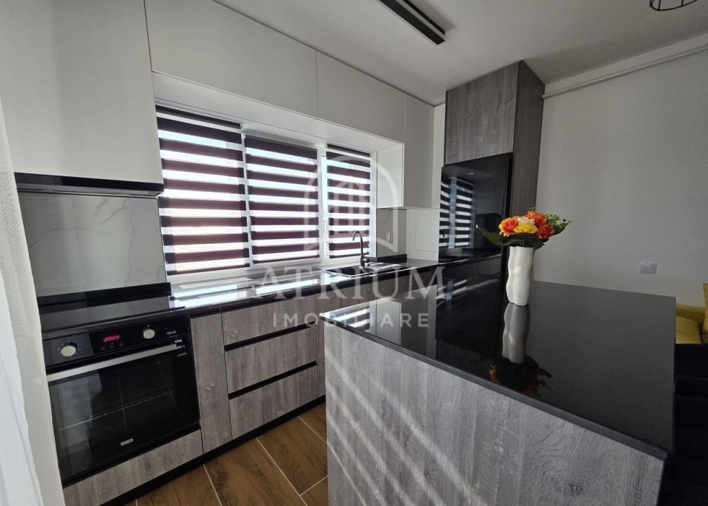 Apartament 3 camere, 62 mp utili cu teraza 10 mp, zona Eroilor