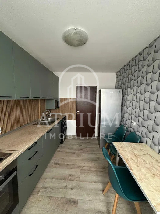 Apartament 2 camere, decomandat, 52mp, terasa, zona Grand hotel italia