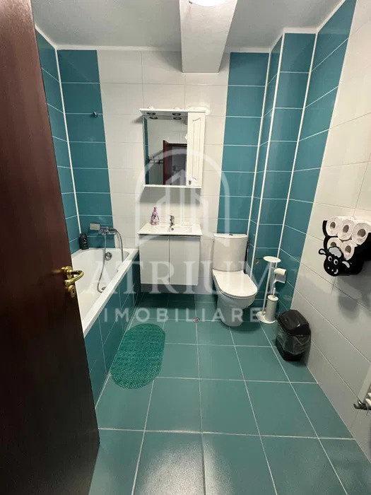 Apartament 2 camere, decomandat, 52mp, terasa, zona Grand hotel italia