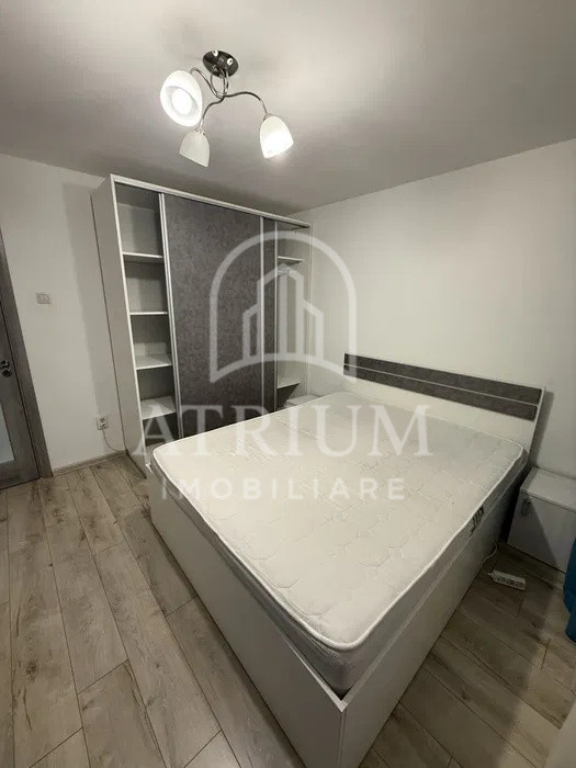 Apartament 2 camere, decomandat, 60mp, 2 balcoane, zona Intre lacuri