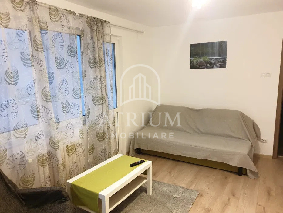 Apartament 3 camere, decomandat, 70mp, balcon, zona Gheorgheni