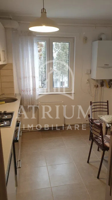 Apartament 3 camere, decomandat, 70mp, balcon, zona Gheorgheni