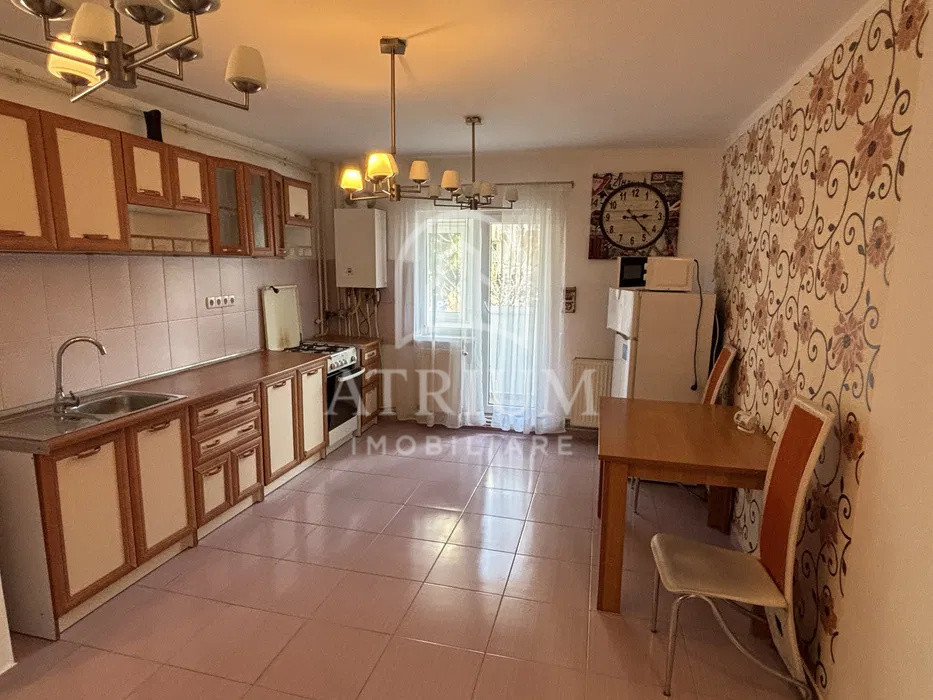 Apartament 2 camere, decomandat, 53mp, balcon, zona Zorilor