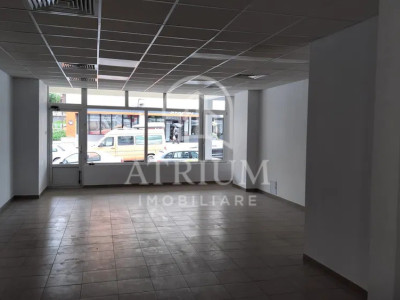 Spatiu comercial, 74 mp, vitrina, 2 grupuri sanitare, zona Zorilor
