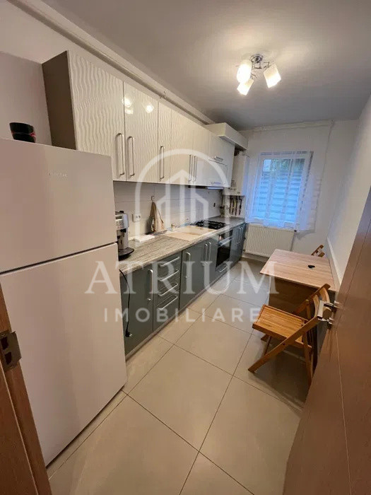 Apartament 2 camere, decomandat, 43mp, balcon, parcare, zona Iris