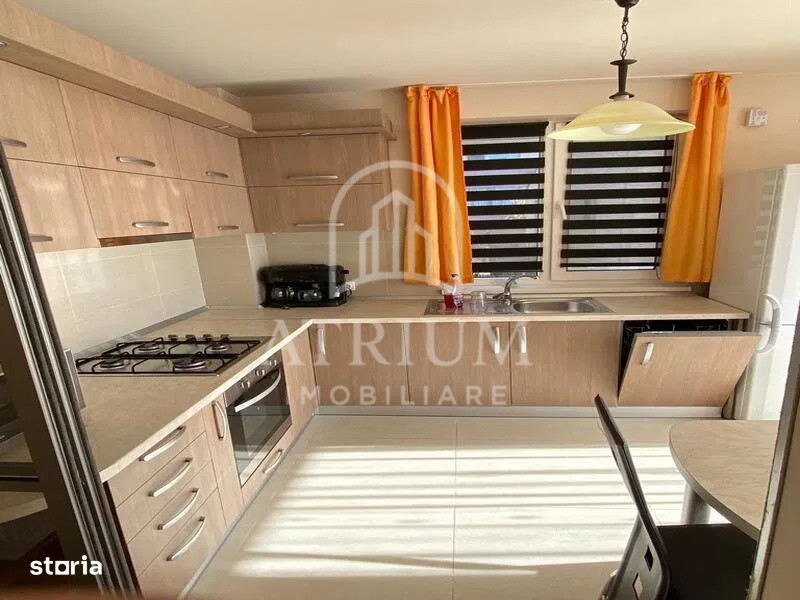 Apartament cu 3 camere, 2 bai, parcare, de inchiriat, Marasti zona Royal School