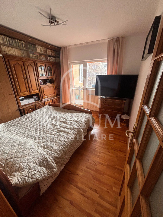 Apartament 4 camere, 78 mp utili cu 8 mp bacoane, boxa 12 mp, zona Marasti