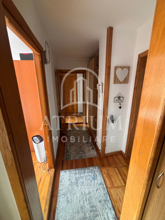 Apartament 4 camere, 78 mp utili cu 8 mp bacoane, boxa 12 mp, zona Marasti