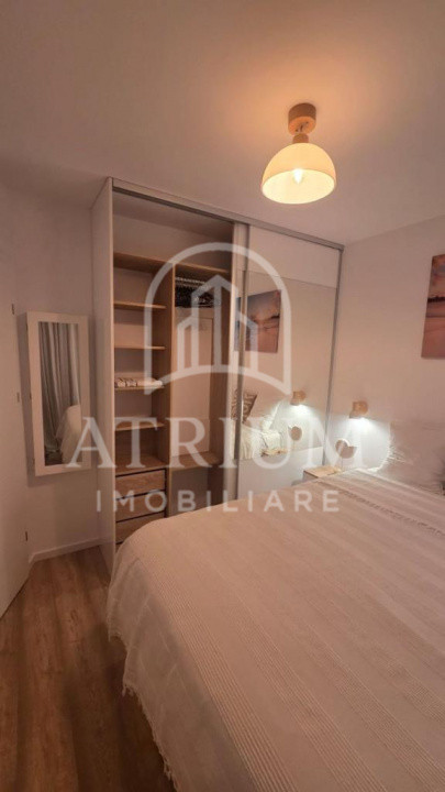 Apartament 2 camere, semidecomandat, 35mp, balcon, parcare, zona Florești