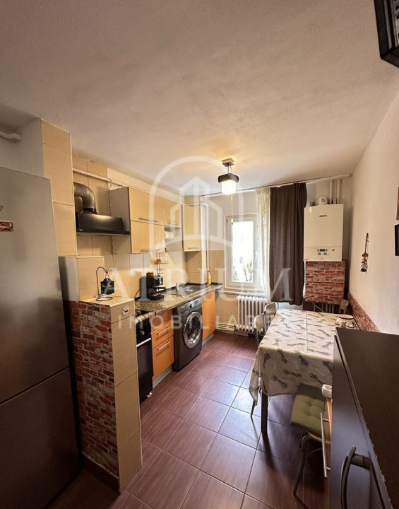 Apartament renovat cu 4 camere decomandate, Manastur